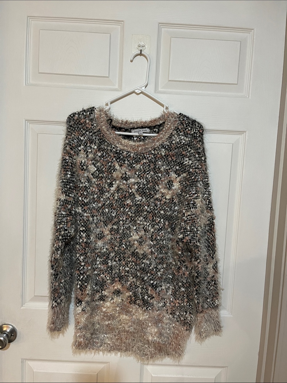 Cozy Multicolor Fuzzy Crewneck Sweater - Neutral Mix